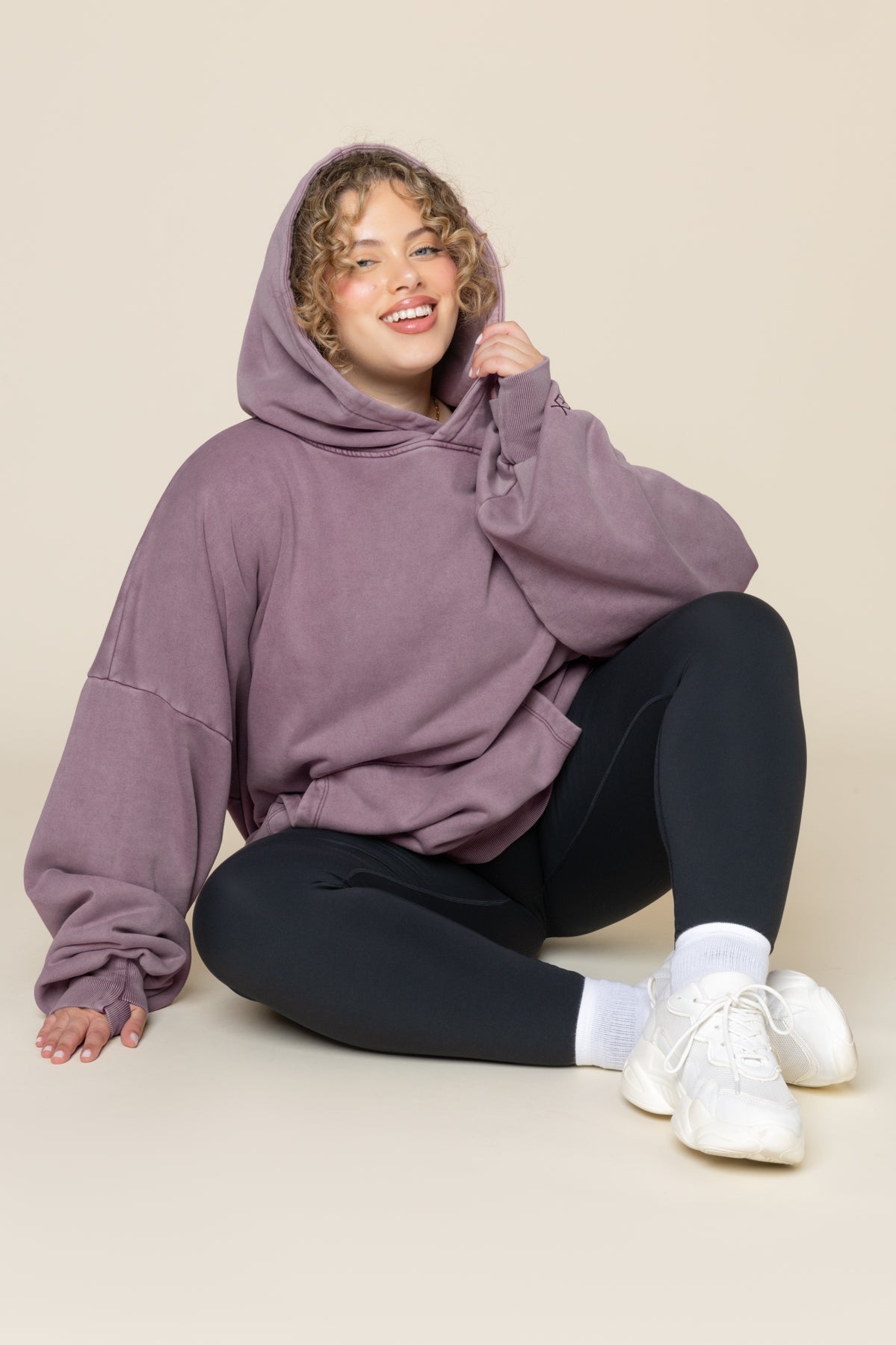 Boxy Boyfriend Hoodie - Vintage Crimson