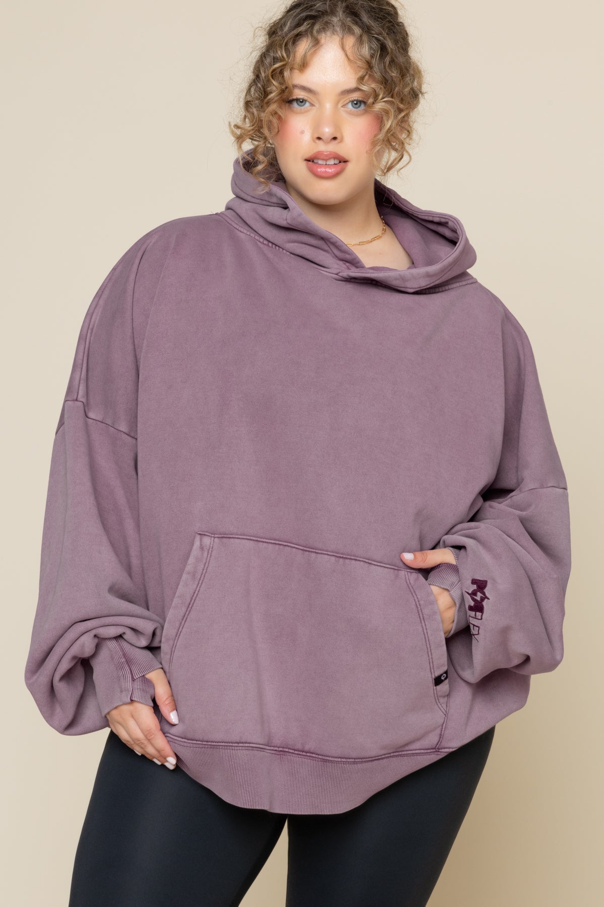 Boxy Boyfriend Hoodie - Vintage Crimson